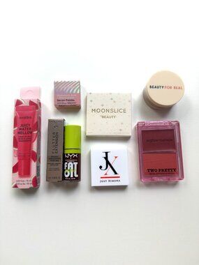 3973 MAKEUP SKINCARE BEAUTY BUNDLE SET